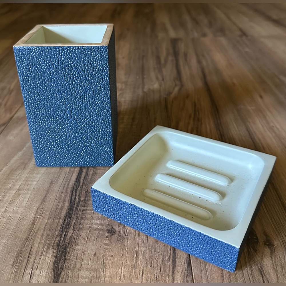 Pigeon and Poodle Blue Bath Accessories Set